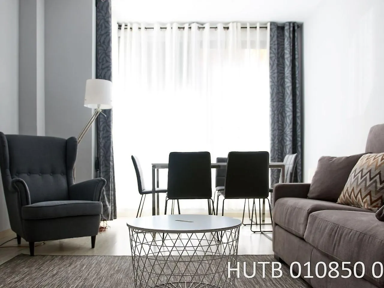 Alcam Lesseps Apartment Barcelona